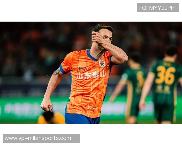 球队助教表示全员支持瓦科留队转会现象正常祝福瓦科未来发展